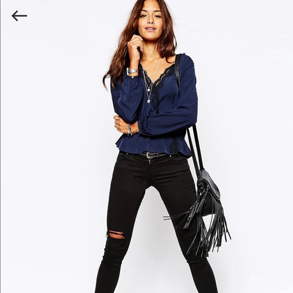 Abercrombie & Fitch Black Sateen Wrap Top w/ Lace - Picture 4 of 10